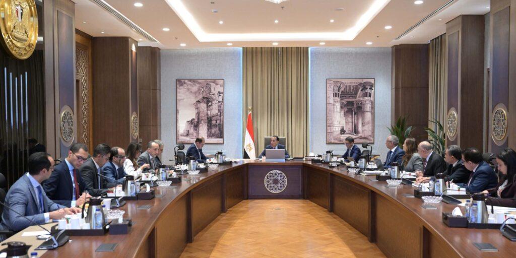 رئيس الوزراء: اهتمام كبير لتقليل زمن الإفراج الجمركي عن السلع والبضائع