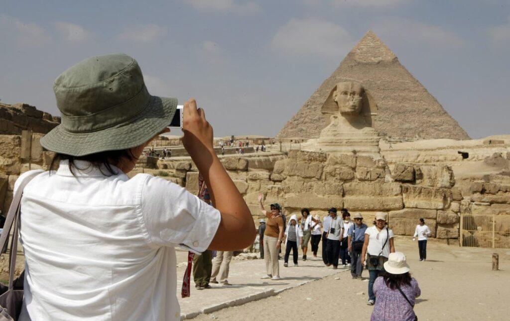 15.7 مليون سائح دخلوا مصر.. «سياحة النواب»: 16 مليار دولار إيرادات السياحة في 2024