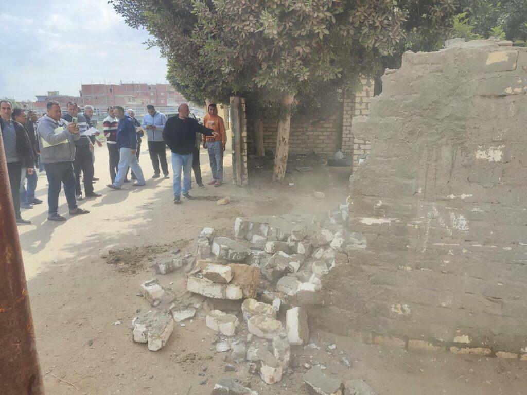 تنفيذ 20 إزالة تعدٍّ على مساحة 348 مترا بمركز ومدينة فايد بالإسماعيلية
