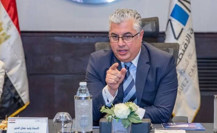 «اقتصادية قناة السويس» تطرح محطة مياه بالسخنة للتشغيل والإدارة