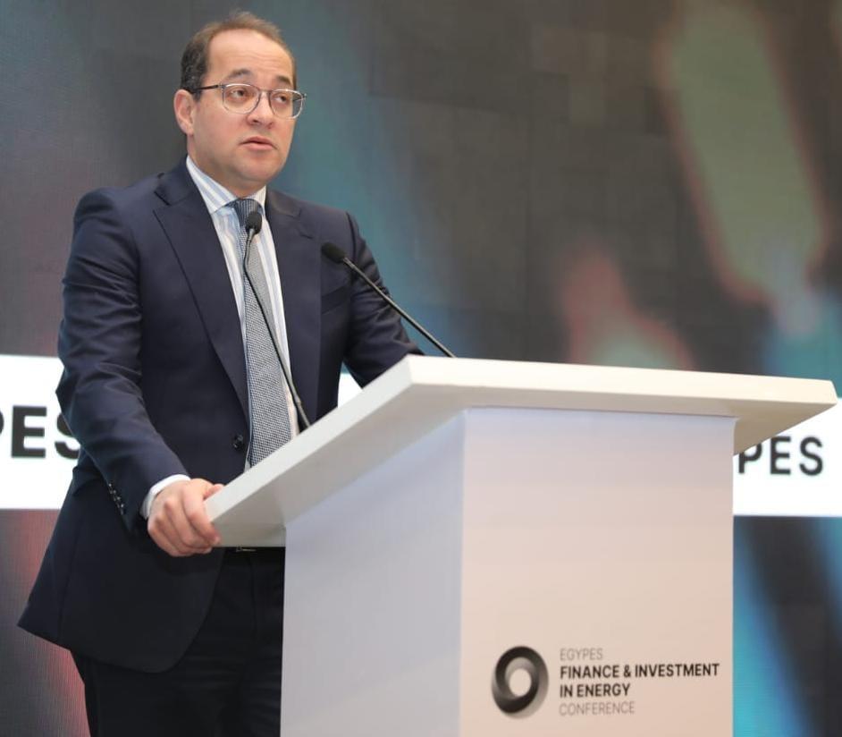 المالية: تنسيق مع «الكهرباء» و«البترول» لضمان استدامة مصادر الطاقة لجميع القطاعات والأفراد