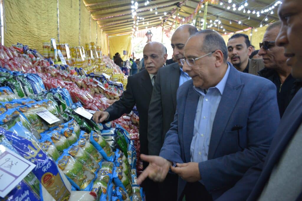 افتتاح معرض «أهلا رمضان» بالإسكندرية لتوفير السلع الغذائية بأسعار مخفضة
