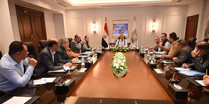 بحث ترتيبات الاحتفال بذكرى استرداد طابا.. محافظ جنوب سيناء: الحفاظ على تراب الوطن نبراس للأجيال الحالية والقادمة