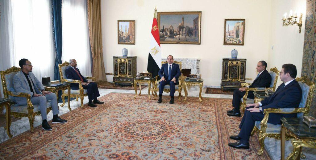 مصر وإريتريا تؤكدان دعم الصومال في مكافحة الإرهاب والحفاظ على وحدة أراضيه