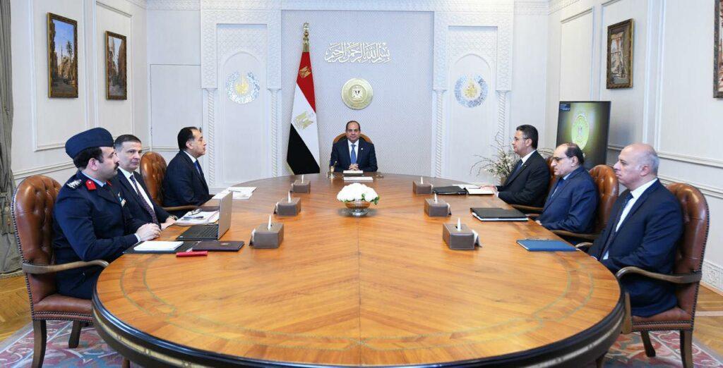 لضبط الأسواق الداخلية.. السيسي يبحث تفعيل البورصة السلعية