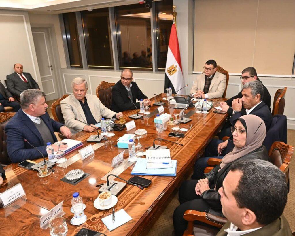 وزير الإسكان يتابع موقف مشروعات مبادرة «حياة كريمة» ويؤكد ضرورة الإسراع بإنجازها