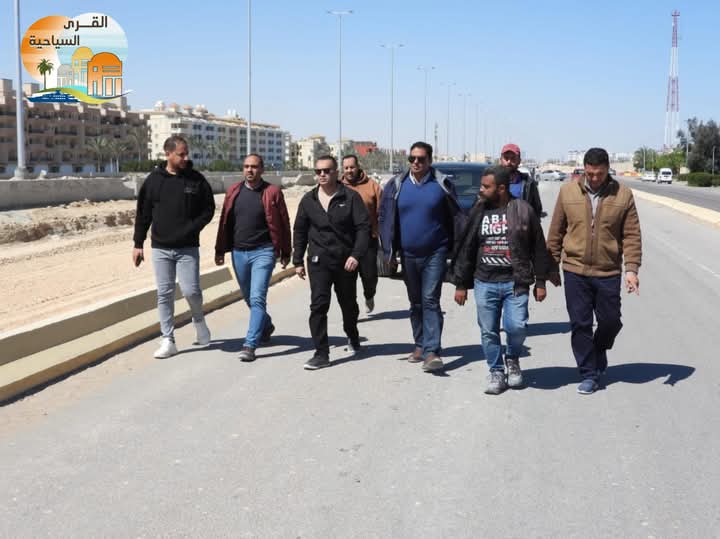 متابعة مستمرة لرئيس جهاز القري السياحية لأعمال رفع كفاءة منطقة الشانزلزيه