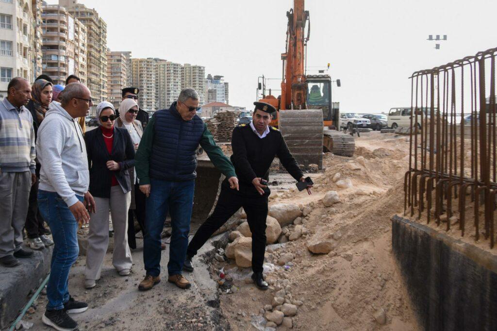 محافظ الإسكندرية يوجه بالإسراع في معدلات تنفيذ كوبري محمد نجيب