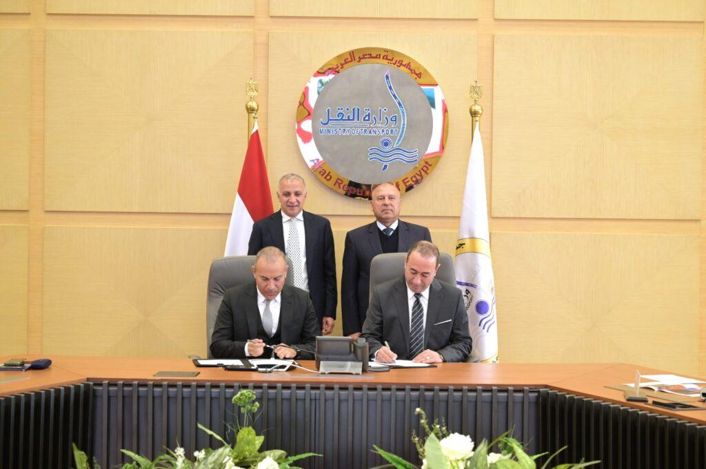 وزير النقل: إنشاء منطقة صناعية لوجيستية متكاملة بميناء دمياط