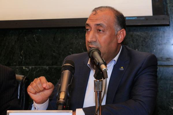 أيمن الرقب: الاحتلال يريد مواصلة القصف على غزة للضغط على حماس  