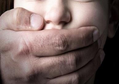 لزيادة المشاهدات.. حقيقة فيديو خطف الأطفال وتجارة الأعضاء في المنيا