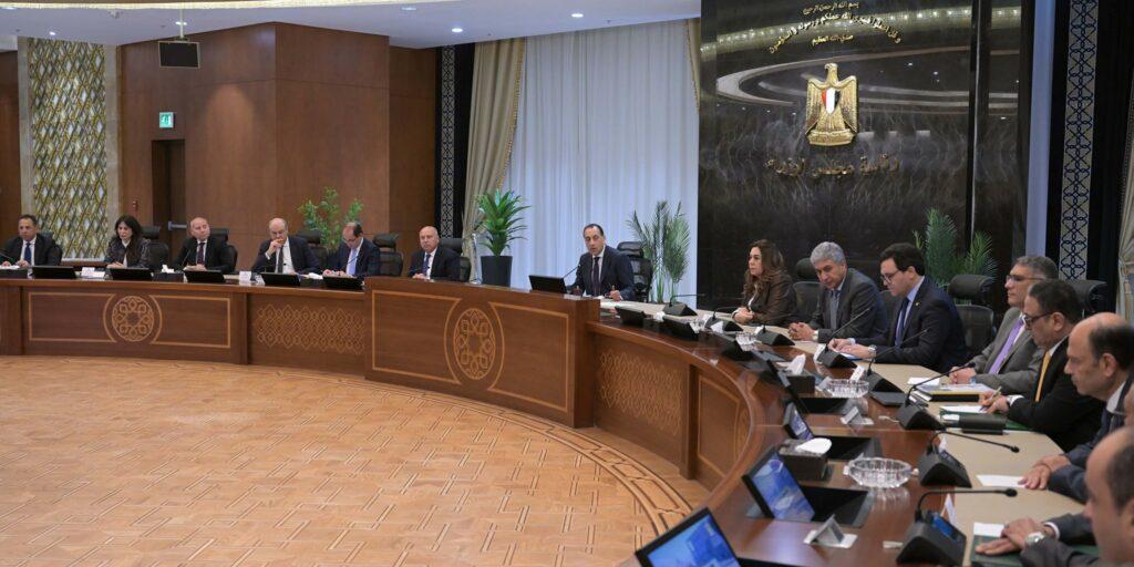رئيس الوزراء يوجه برفع مستوى الجاهزية استعدادًا لاحتفالات افتتاح المتحف الكبير
