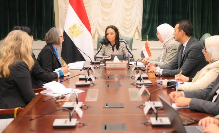 وزيرة التضامن: الهلال الأحمر المصري هو الآلية الوطنية لتنسيق المساعدات الإنسانية لغزة