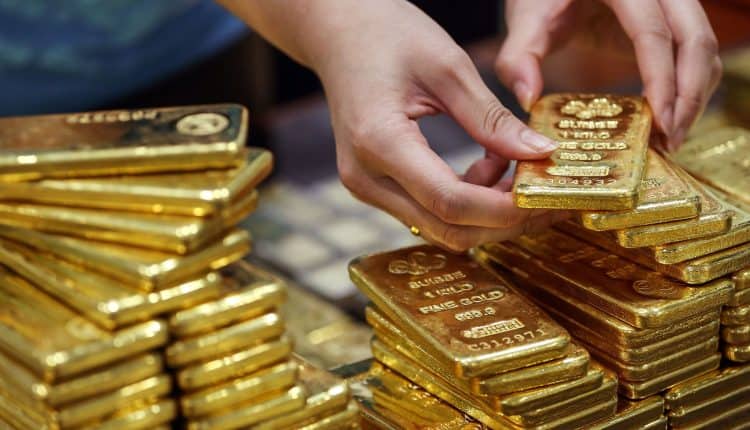 الذهب يقفز 3% عالميا ليسجل 3082 دولارا بعد تعريفات الصين الجمركية الانتقامية على أمريكا