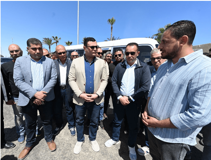 وزير الإسكان يتفقد مشروعات رفع كفاءة الكباري والمسطحات الخضراء بمارينا