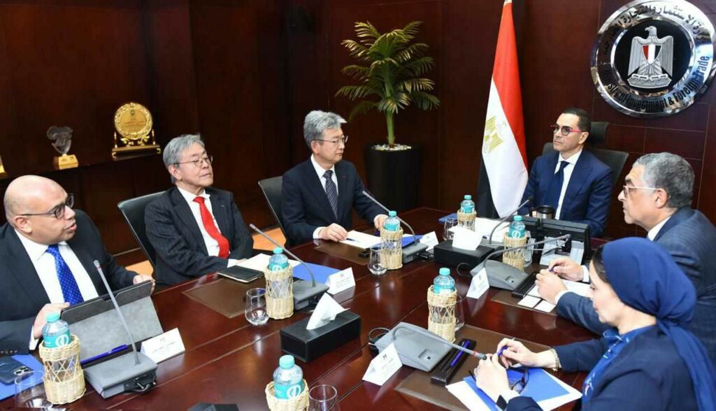 وزير الاستثمار: الحكومة تهدف إلى جعل مصر مركزًا إقليميًا للتجارة والصناعة فى المنطقة