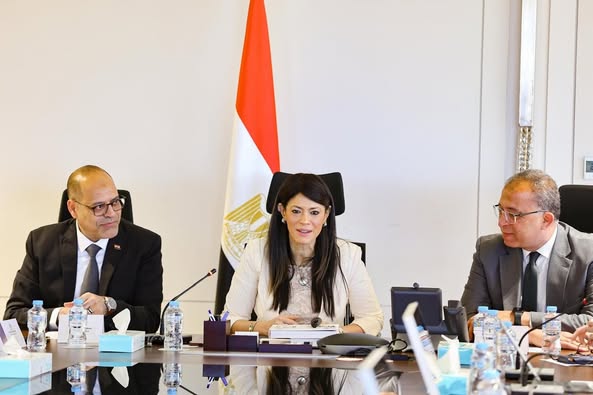 «التخطيط والتعاون الدولي» وبرنامج الأمم المتحدة الإنمائي يطلقان الدليل الإجرائي للمتابعة والتقييم