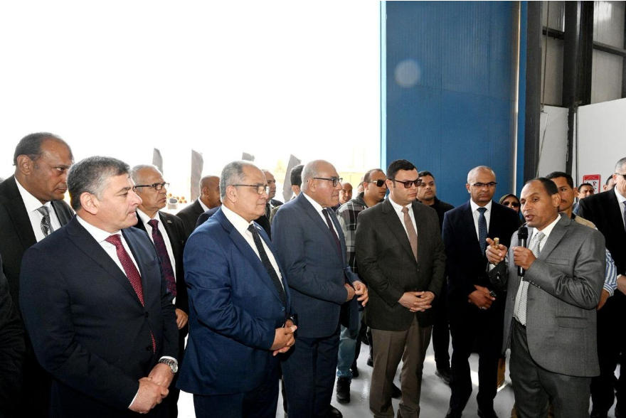 تعاون بين «الإسكان» و«العربية للتصنيع» لتلبية احتياجات مبادرة «حياة كريمة»