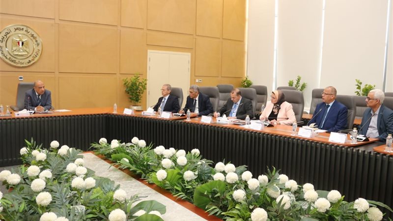 «الكهرباء» ترفع حالة الطوارئ استعدادًا لفصل الصيف وتؤكد على التواجد الميداني والتواصل مع المستهلك