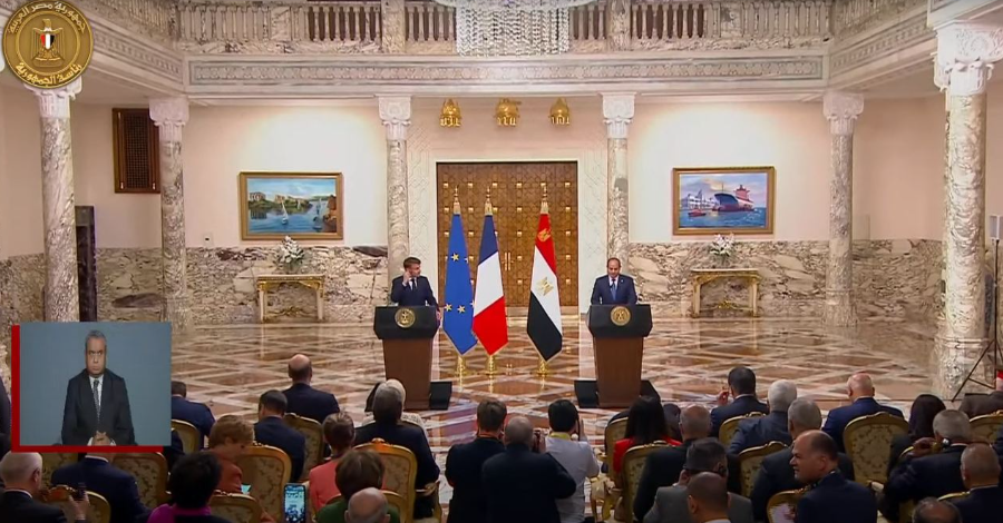 السيسي: مصر خسرت 7 مليارات دولار من إيرادات قناة السويس بسبب هجمات باب المندب