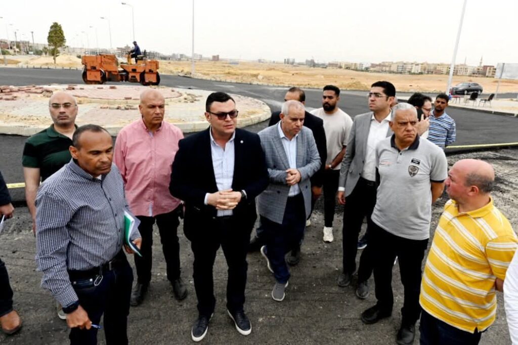 وزير الإسكان خلال تفقده مشاريع مدينة بدر: الالتزام بمعايير الجودة والجداول الزمنية