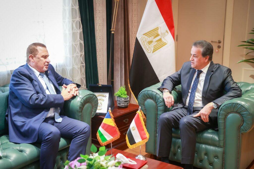 وزير الصحة: استقبال المرضى من سيشل وتقديم العلاج اللازم لهم بالمستشفيات المصرية