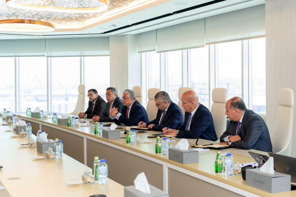 وليد جمال الدين يواصل تفقد موانئ أبو ظبي تهميدا لبدء الخطوات التنفيذية لتفعيل مذكرة تفاهم مع اقتصادية قناة السويس