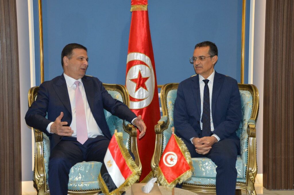 مصر وتونس تتفقان على تعزيز التعاون فى المجال الزراعى والأمن الغذائى