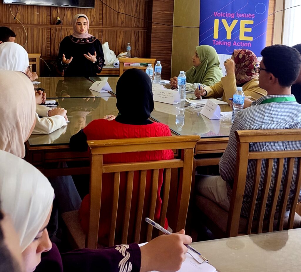 مساحة حوارية مفتوحة.. يارا ثابت: «المقهى العالمي» منصة حقيقية لتمكين الشباب وتعزيز الشراكات المجتمعية