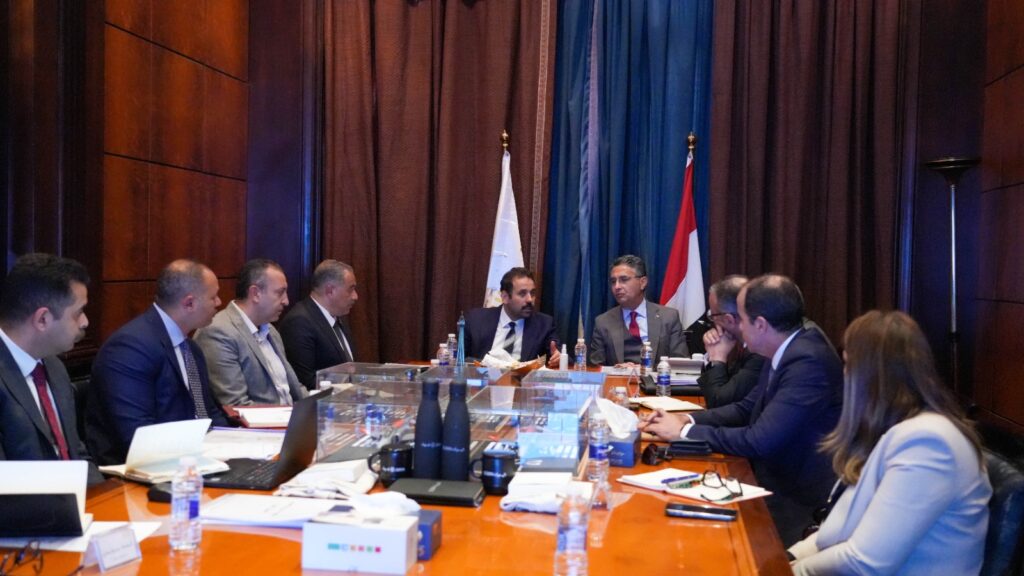 تفاصيل لقاء رئيس جهاز مستقبل مصر ووزير التموين والتجارة الداخلية