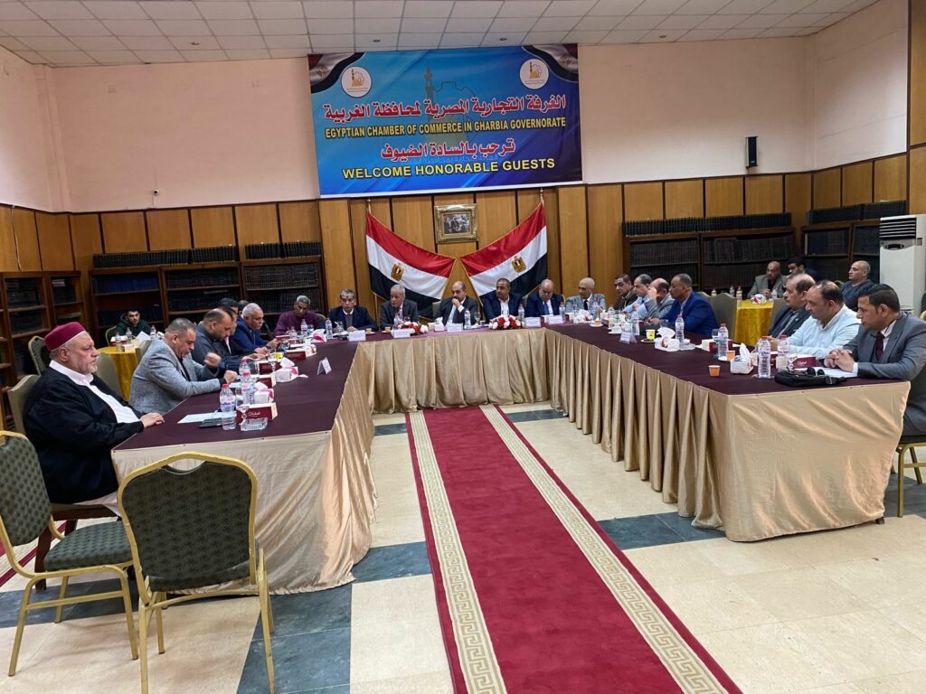 شعبة المواد الغذائية تطالب وزير التموين بعدم تحصيل الحافز لحين الفصل في قضايا البقالين