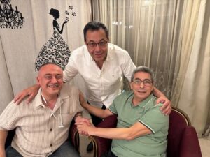 محمود سعد يعود إلى قناة النهار عبر برنامجه الشهير «باب الخلق»