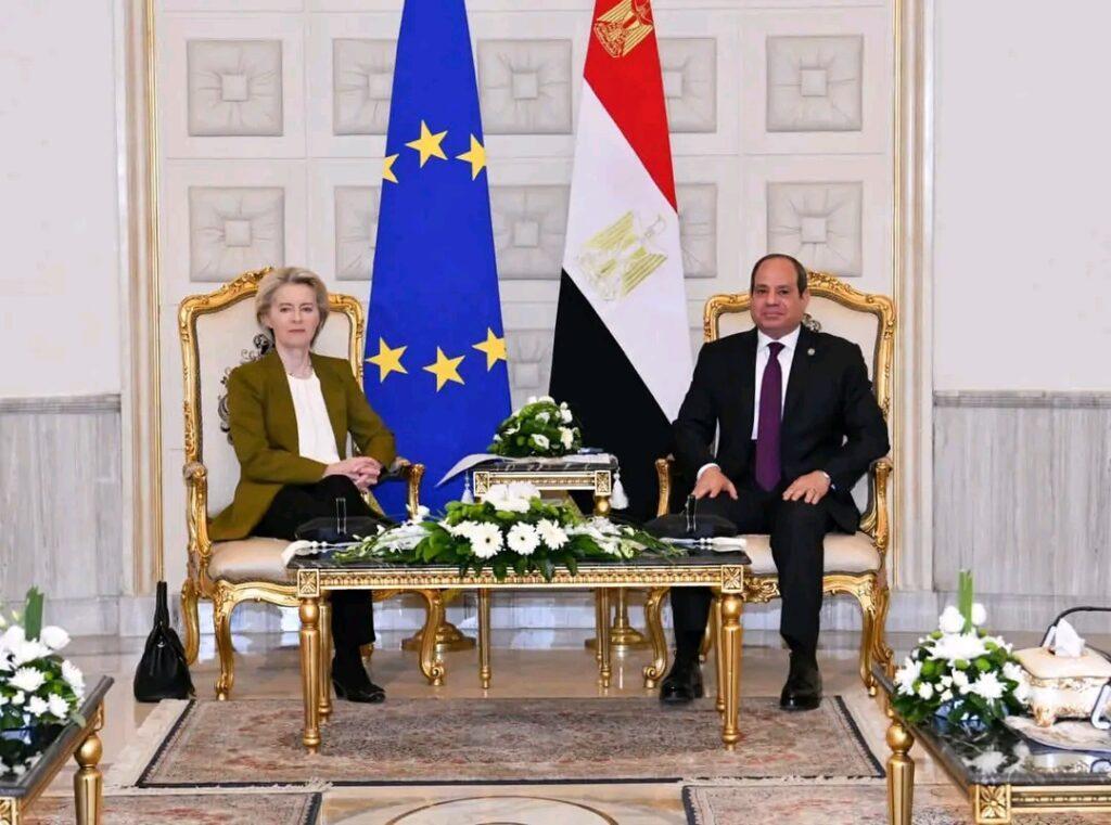 خبير: اعتماد البرلمان الأوروبي الشريحة الثانية لمصر شهادة ثقة في اقتصادها