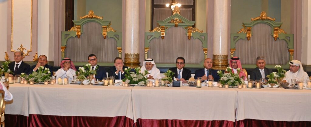 الحكومة: ملف التنمية الصناعية على رأس أولوياتنا ونعمل على تهيئة البيئة الجاذبة للمستثمرين السعوديين