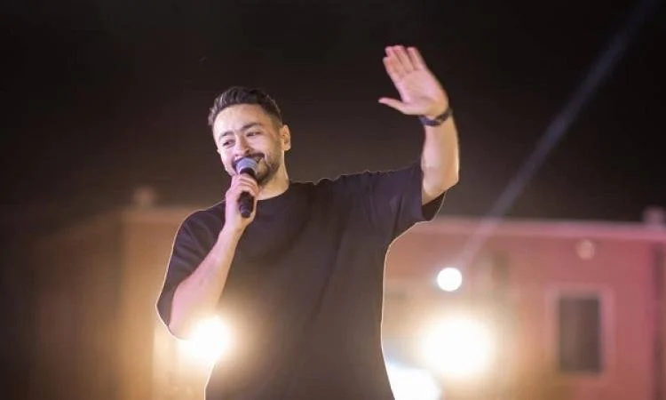 حمادة هلال يحتفل بأعياد الربيع في نادي الشمس 21 أبريل الجاري