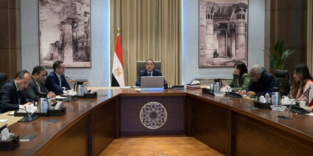 رئيس الوزراء يكلف بإنهاء كراسة طرح «مربع الوزارات» ومنطقة وسط البلد للقطاع الخاص