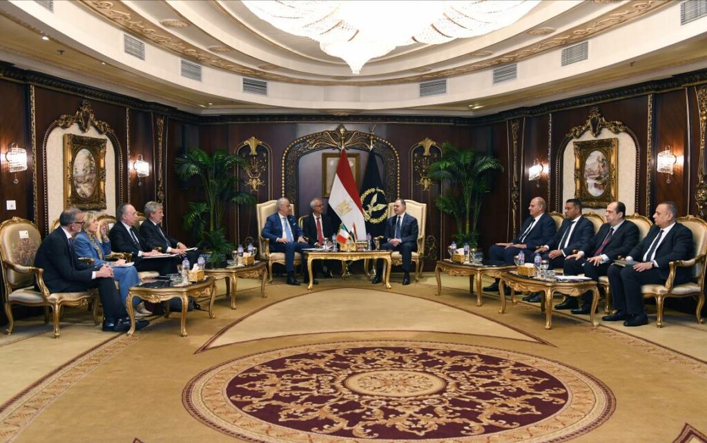 ترسيخ دعائم الأمن والاستقرار بالمنطقة.. تفاصيل اجتماع وزير الداخلية بنظيره الإيطالي