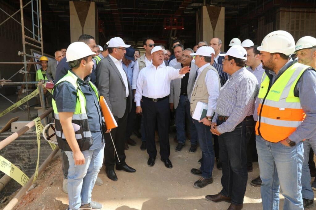 وزير النقل: شبكة القطار الكهربائي ملحمة عظيمة تنفذ على أرض مصر وستغطي أنحاء الجمهورية