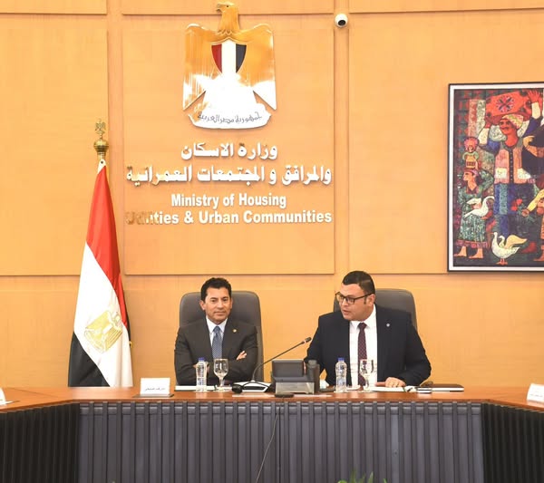 وزيرا الإسكان والرياضة يتفقدان منشآت وخدمات «النادي» بالعاصمة الإدارية الجديدة