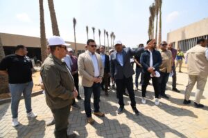 وزير الإسكان تتابع المنطقة الاستثمارية ومشروع «الأرينا» بحدائق تلال الفسطاط