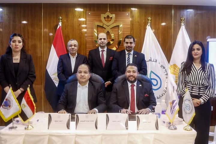 ملاحة بورسعيد تتعاقد مع شركة نيوماستر لرعاية أطقم السفن