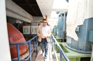 وزير الإسكان يتابع مشروع المرحلة الثانية لمأخذ المياه العكرة بالمعادي