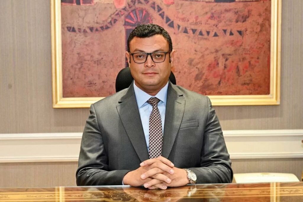 وزير الإسكان يتفقد مشروع خط المياه الإضافي من المعادي إلى محطة تنقية القاهرة الجديدة