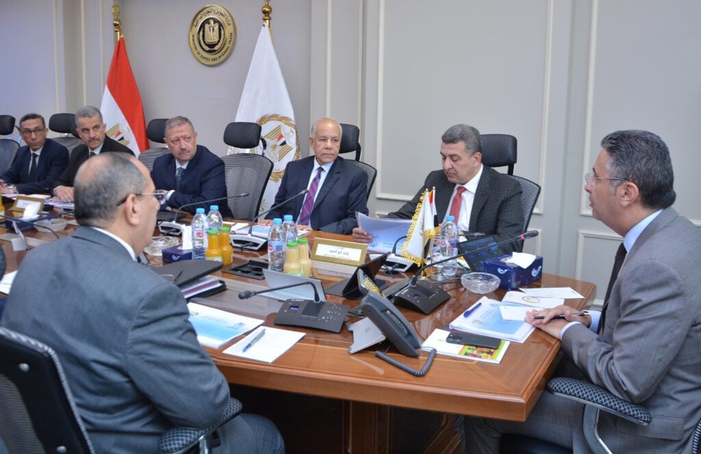 وزير التموين يوجه بإعادة إحياء العلامات التجارية لشركة قها وإدفينا