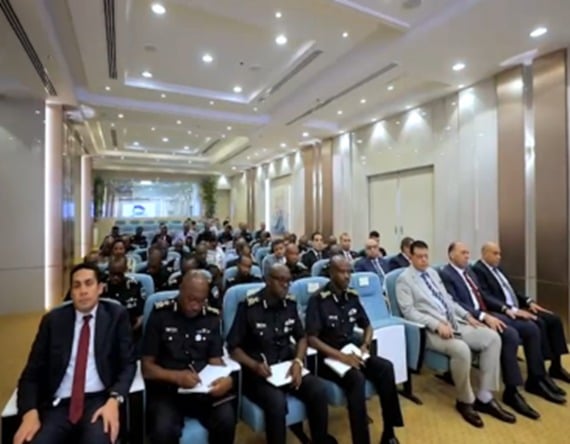 أكاديمية الشرطة تستقبل وفدًا من هيئة تدريس نظيرتها الرواندية (صور)