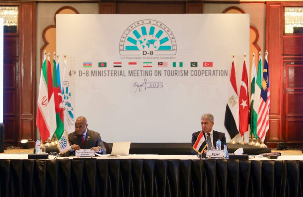 سكرتير عام منظمة الدول الثماني النامية: استخدام التكنولوجيا ضرورة لتعزيز السياحة