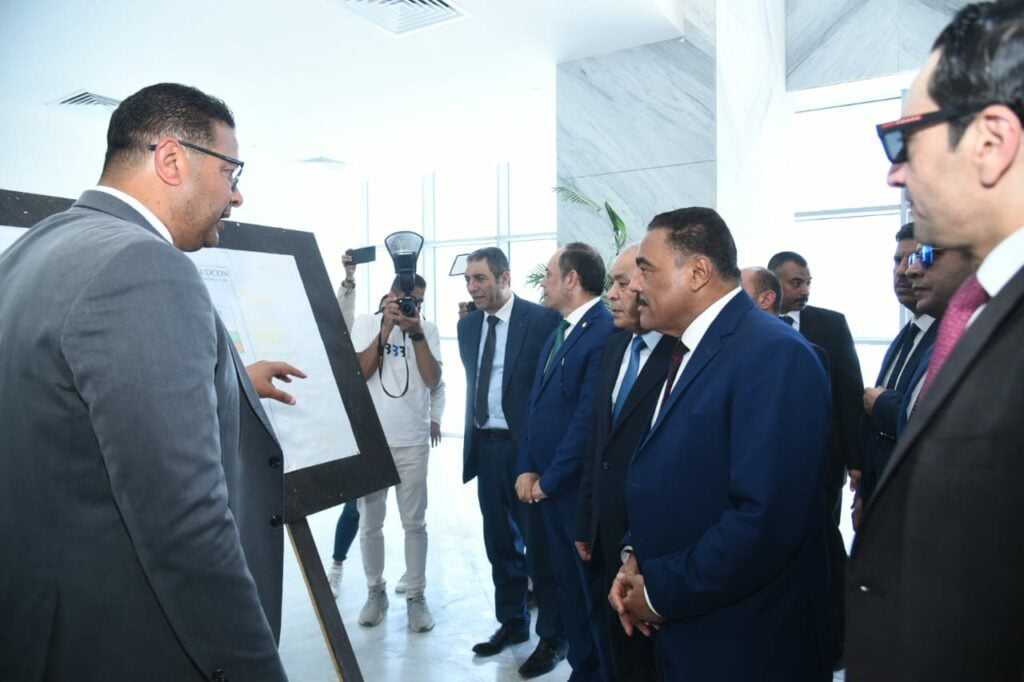 محافظ مطروح يفتتح مقر النيابة الإدارية الجديد بالعلمين