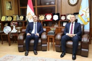 رئيس جهاز حماية المستهلك ومحافظ كفر الشيخ يبحثان آليات ضبط الأسواق وأسعار السلع بالمحافظة