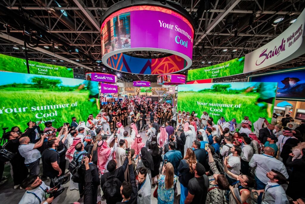 الهيئة السعودية للسياحة تختتم مشاركتها في معرض سوق السفر العربي 2025 في دبي