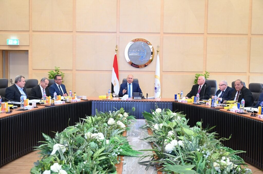 وزير النقل: شركة "أم أو تي" للاستثمار تحقق إيرادات بقيمة 1.69 مليار جنيه